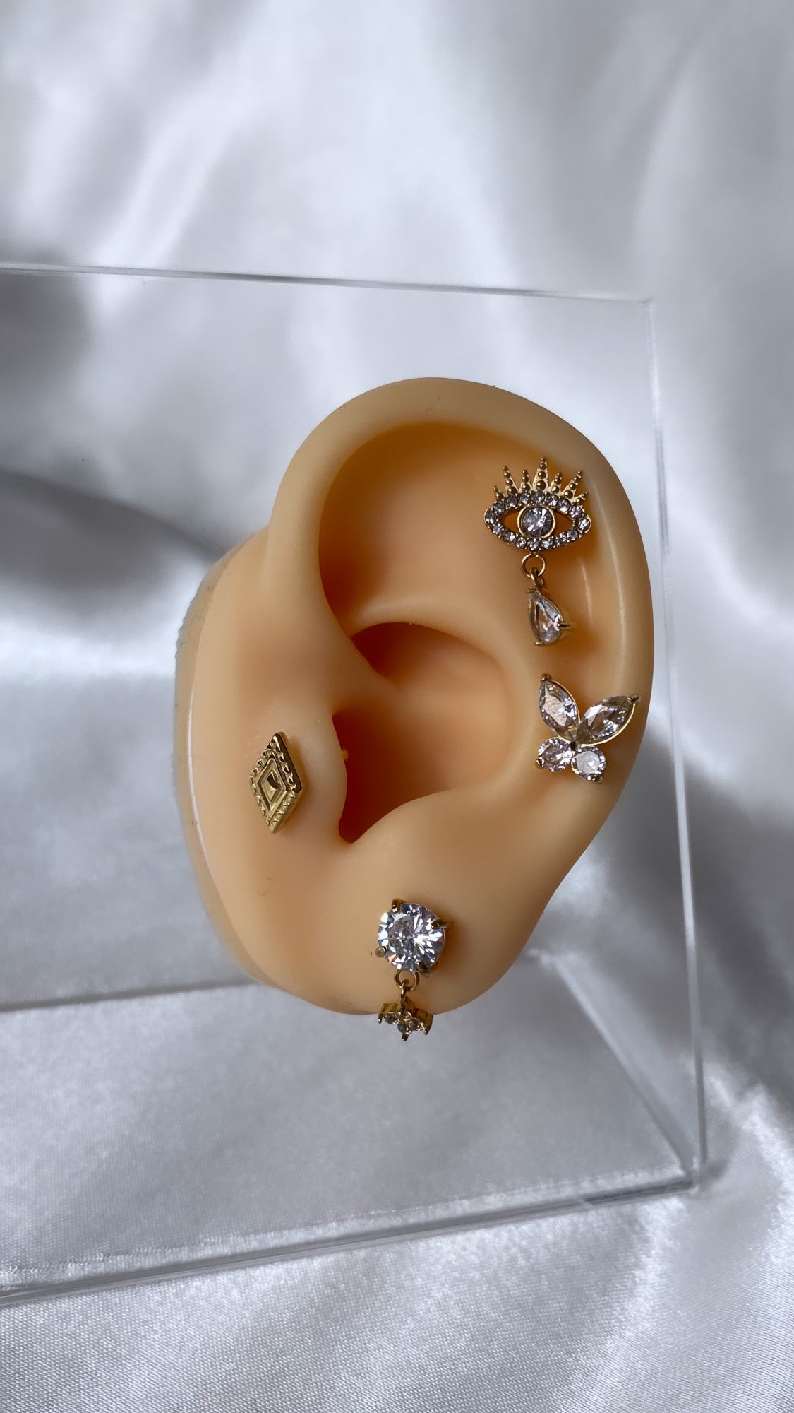 Piercing Œil