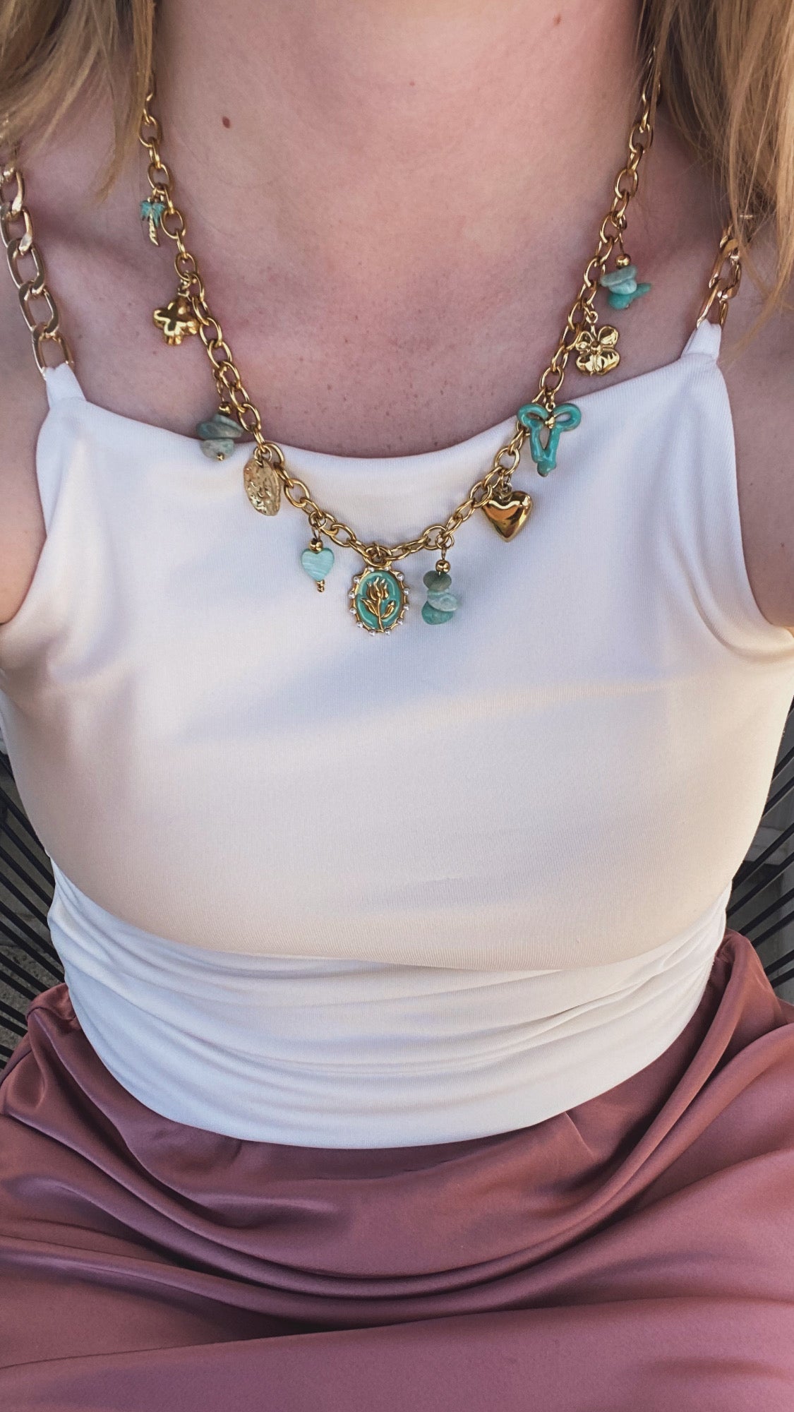 Collier Isra