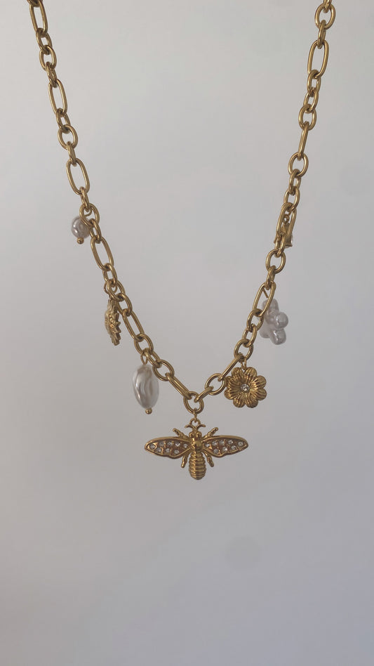 Collier Julia