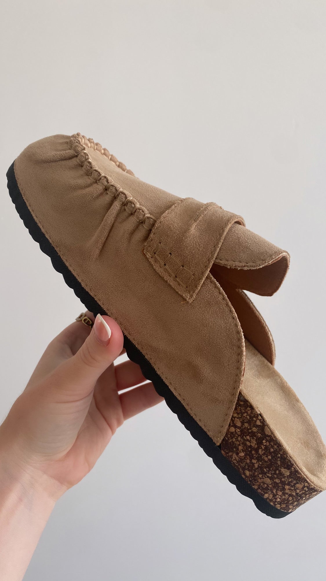 Sabots / Mules Beige