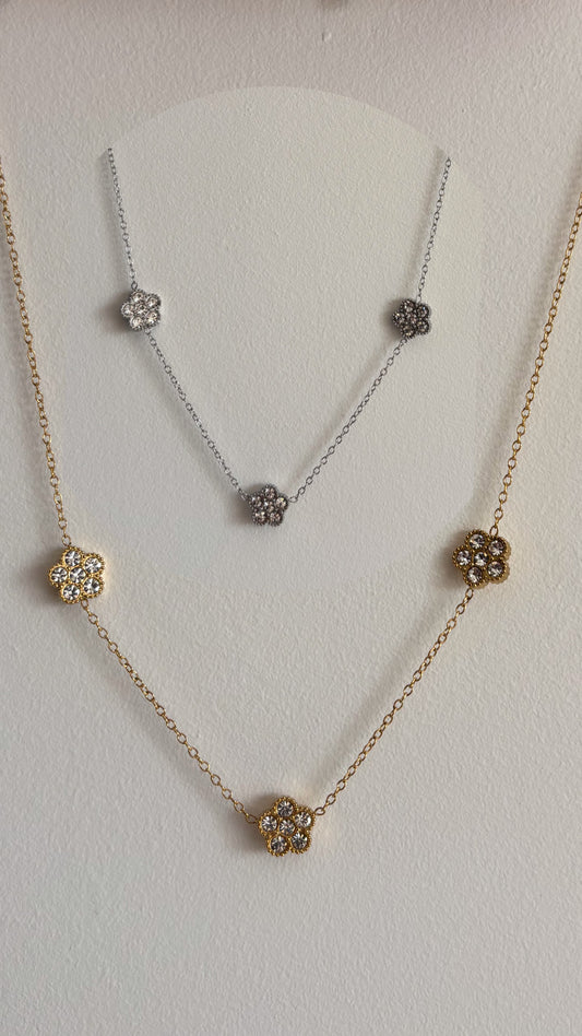 Collier Vaea